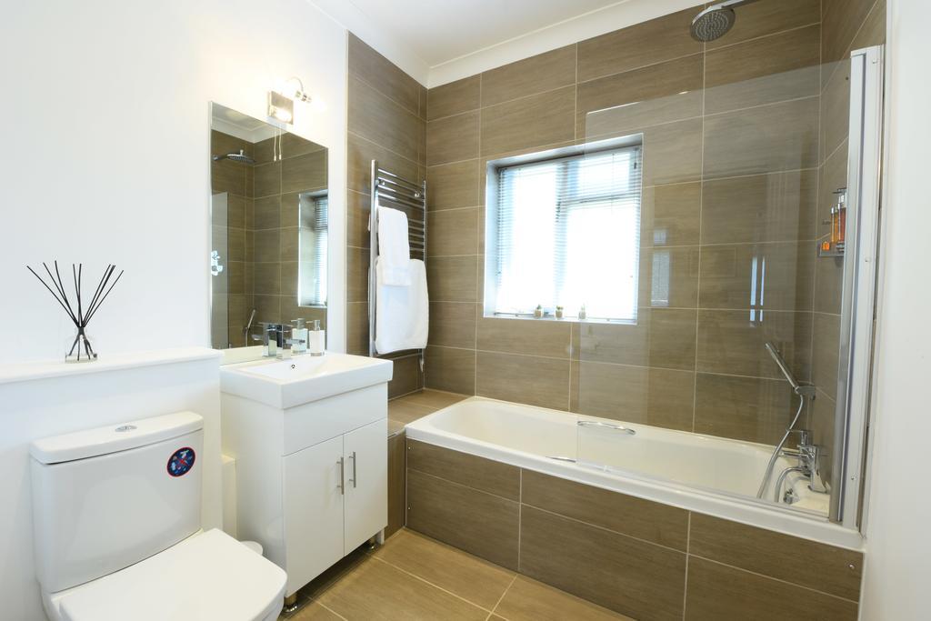 Woodstock Suites Charlton  Zewnętrze zdjęcie
